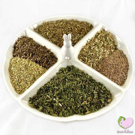 Potpourri with Herbs with Plantain, Nettle, Dandelions, Dill and Fennel for rabbits, guinea pigs, chinchillas, hamsters, degus and gerbils